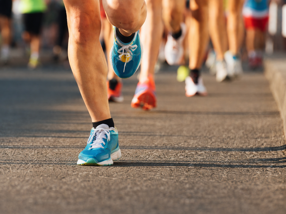 Halbmarathon-Training zu Hause: Familienfreundliche Workouts mit dem YESOUL T3S PLUS Laufband
