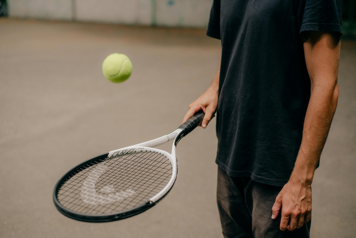 Die Ausdauerlücke im Tennis: Warum dein Heim-Cardiotraining ein „Ruder-Upgrade“ braucht
