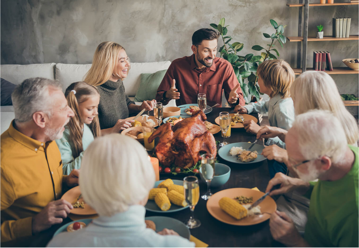 Ein Thanksgiving-Leitfaden für sanfte, familienfreundliche Übungen zu Hause — Bewegung mit Dankbarkeit feiern